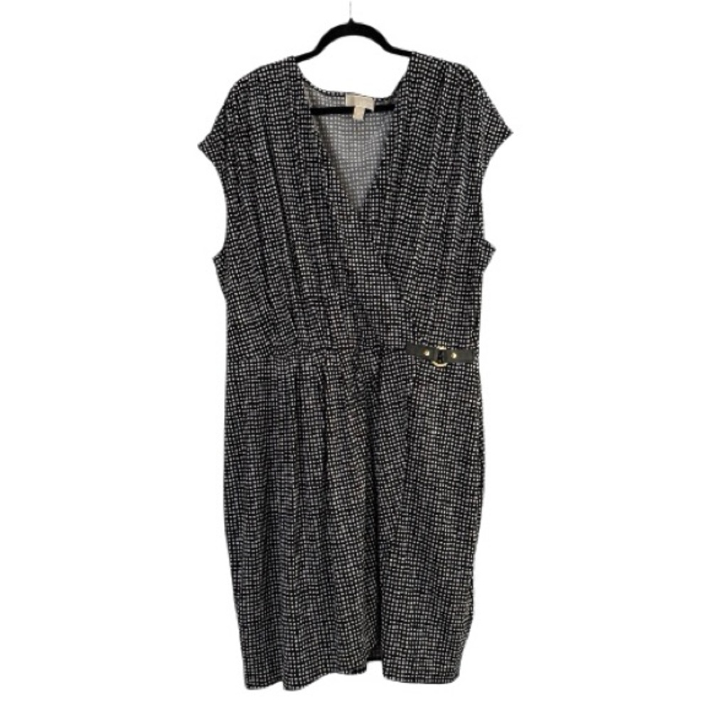 Michael Kors Black and White wrap dress 2X